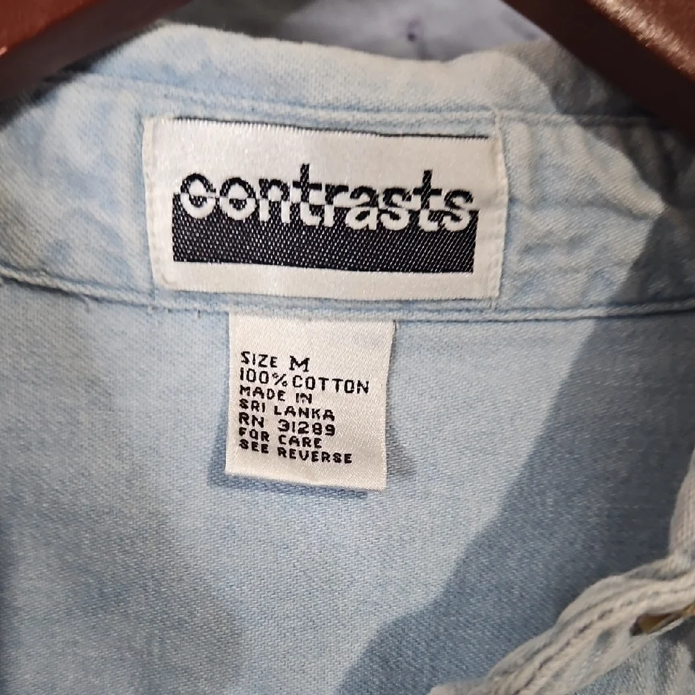 contrasts down wardrobe
